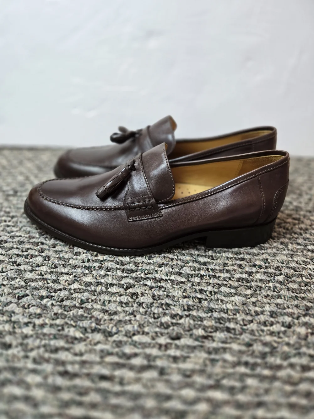 G.H. Bass & Co. Men's Brown Leather Tassel Dress Shoes Size 10.5